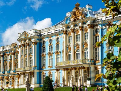 Экскурсия в Царское Село с посещением Екатерининского дворца и осмотром Янтарной комнаты. Прогулка по парку (индивидуальный транспорт)